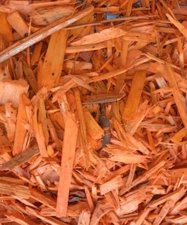 щепа декоративная 60 литров - оранжевая - товары для фермеров Сила Суздаля